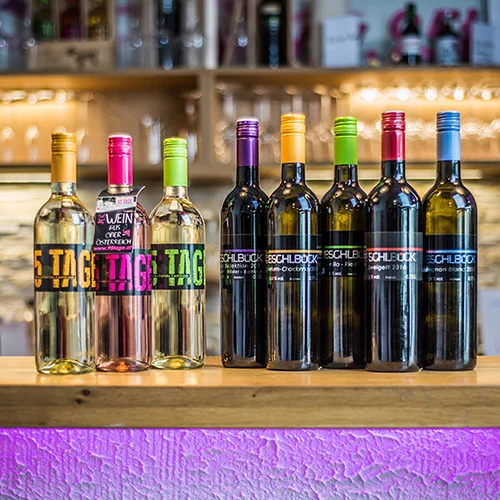 Die hauseigenen Weine der Linien 