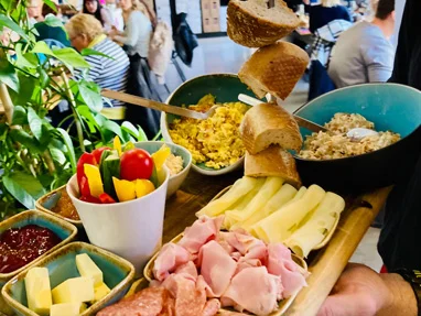 Winzerfrühstück am Hof bei Weinbau Eschlböck