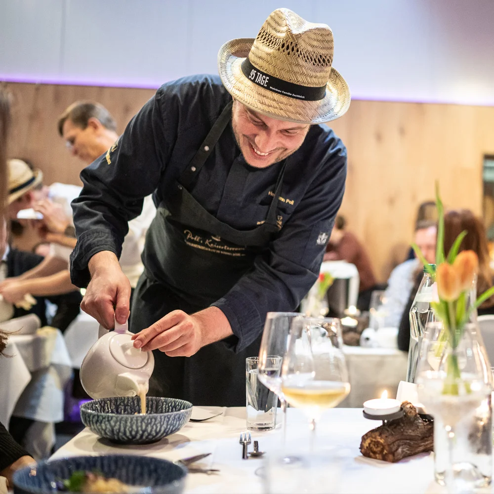 3-Hauben Koch Hermann Poll kocht am Hof von Weinbau Eschlböck