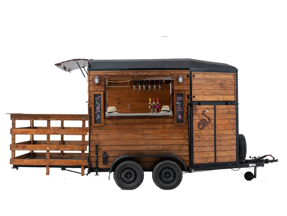 Mobiler Barwagen von 95 Tage als stilvolle Eventbar für Hochzeiten und Firmenfeiern in Oberösterreich