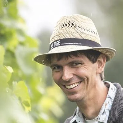 Winzer Florian Eschlböck von 95Tage Weinbau Familie Eschlböck
