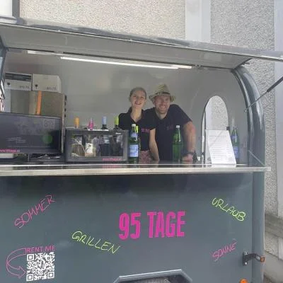Mobiler Barwagen von 95 Tage bei Agape als stilvolle Eventbar