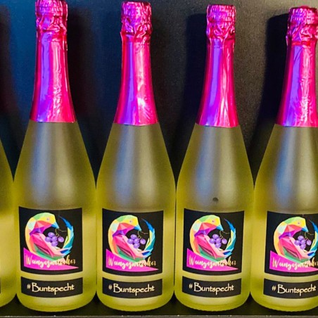 Buntspecht PIWI-Schaumwein von Winzer Florian Eschlböck